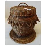(3) Woven baskets with lids of various sizes and