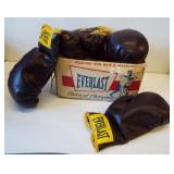 (2) Pair of Everlast 2926 boxing gloves.