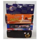 (4) 1:24 Scale die cast collector cars including