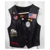 Ladies leather vest. Size large.