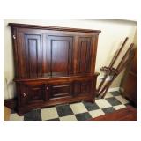 Hooker queen size cherry wood colored. Headboard,