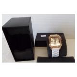 New in box Kessaris ladies