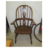 Oak dinning room captains chair. Note: Good