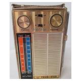 Rare NOS unused Four Star FS1808 AC/DC radio with