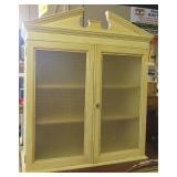 Modern kitchen storage unit with two frosted