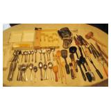 Lot of silverware and other household items