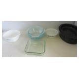 Enamel roaster with lid, vintage Pyrex Cinderella