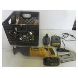 Dealt battery sawzall with battery and charger
