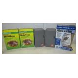 (2) Mole traps, Cen-Tech power inverter and (2)