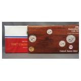 (2) US Mint sets: 1985, 1987.