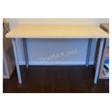 Metal And Wood Top Desk 48*24*29