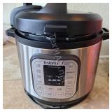 Instant Pot Duo 7-in-1 Electric Pressure Cooker