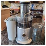 Breeville Juice Fountain