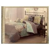 Queen Size Quilt Set