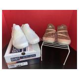 (2) Pair Of Sketchers Memory Foam Shoes, Size 7.5