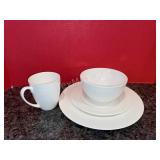 Mikasa Huntington, Bone China