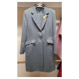 Tahari jacket and pants size 12