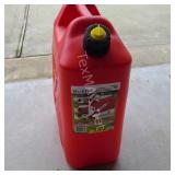5.3gal  Gas can