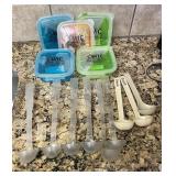 WIC Plastic Containers & Plastic Spoons
