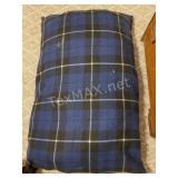 31x48in. Blue and Black Dog Bed
