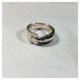 Sterling Silver Ring Sz 7