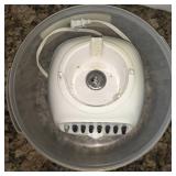 (1) Osterizer Blender (1) Large Plastiy Container