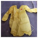 (5) Tychem 2000 Sleeved Aprons Sz M