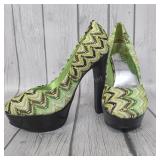 Ladies Heels Sz 6