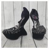 Ladies Heels Sz 6