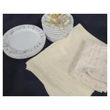 Christmas Table Settings