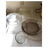 8 Pyrex & Glass Baking Dishes