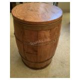 Mimi Whiskey Barrel  Table w Lid
