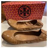 Tory Burch Eddie-Smooth Naplak Sz (7.5)