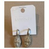 Luvoliv Earrings