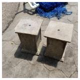 (2) 11x16in Resin Columns