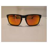 Oakley Holbrook, Unauthenticated