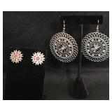 (2) Pair Fashion Earrings