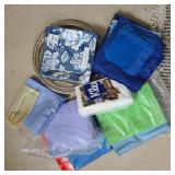 Paper Napkins & Disposable Plates Paper Napkins & Disposable Plates