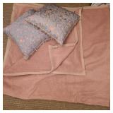 Super Soft Blanket & 2 Rose Throw Pillows Super Soft Blanket & 2 Rose Throw Pillows