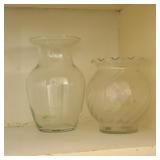 (2) Vases (2) Vases