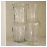 (2) Vases (2) Vases