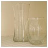 (2) Vases (2) Vases
