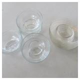 (8) Glass Bowls & (8) Glass Plates (8) Glass Bowls & (8) Glass Plates