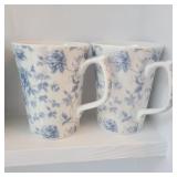 (2) Mugs (2) Mugs