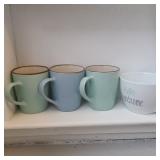 (4) Mugs (4) Mugs