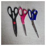 (3) Pair Scissors (3) Pair Scissors