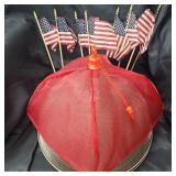 Picnic Food Savers & 8 Small US Flags