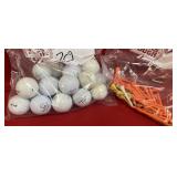 (20) Gold Balls & Golf Balls Stands