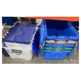 Assorted Plastic Containers