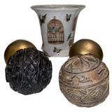 7 in. Vase and Decorating Spheres